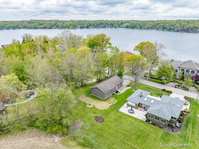 3859 E Forest Glen Avenue, Leesburg, IN 46538