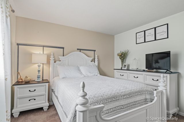 3859 E Forest Glen Avenue, Leesburg, IN 46538