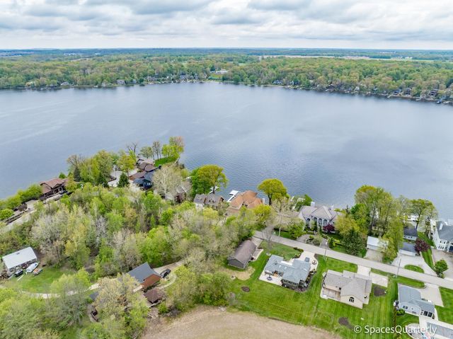 3859 E Forest Glen Avenue, Leesburg, IN 46538