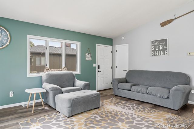 3859 E Forest Glen Avenue, Leesburg, IN 46538