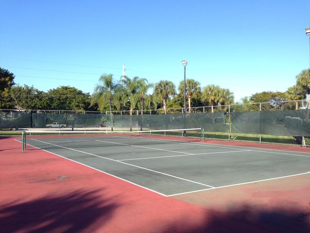 820 Cypress Park Way A, Deerfield Beach, FL 33064