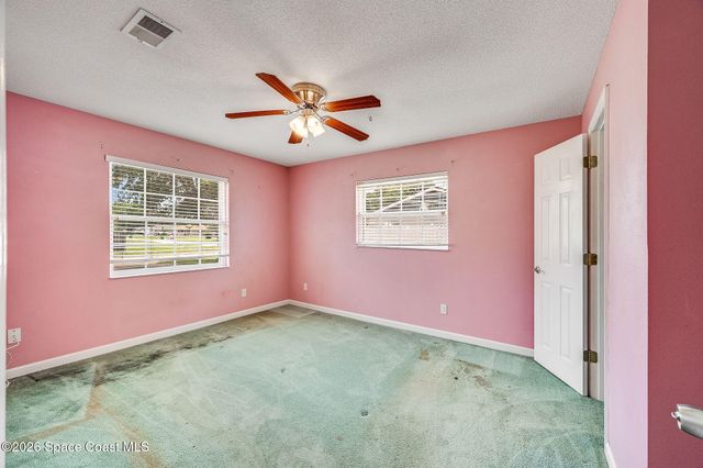 586 Louvre Drive, Melbourne, FL 32935