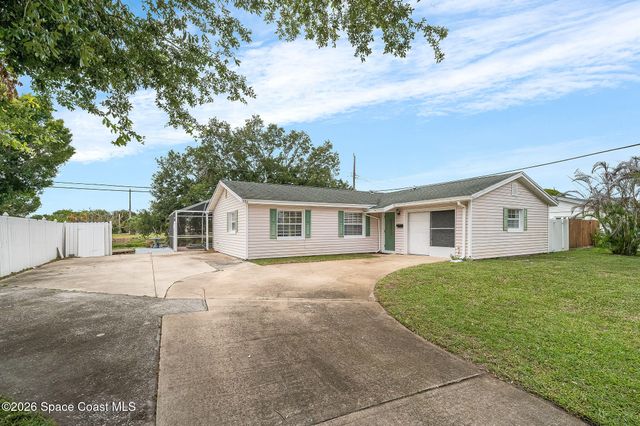 586 Louvre Drive, Melbourne, FL 32935