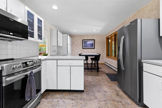 32 Beech Hill Road, Campton, NH 03223