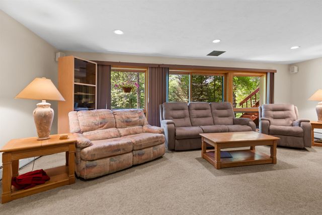 32 Beech Hill Road, Campton, NH 03223