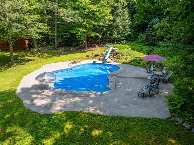 32 Beech Hill Road, Campton, NH 03223