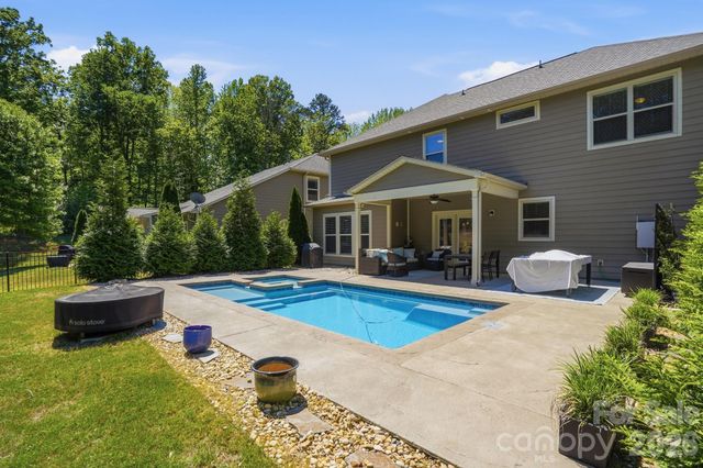 13239 Carolina Wren Court, Charlotte, NC 28278