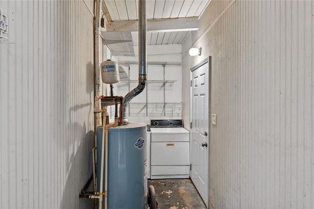 2462 Skyland Trail NE, Brookhaven, GA 30319