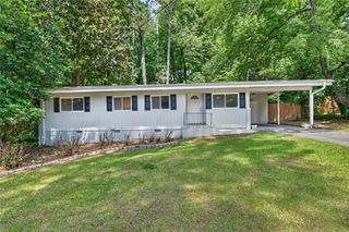 2462 Skyland Trail NE, Brookhaven, GA 30319