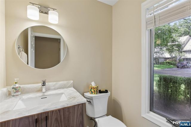 62 Northgate Road 62E, Twp Of Washington, NJ 07676