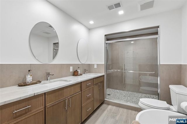 62 Northgate Road 62E, Twp Of Washington, NJ 07676