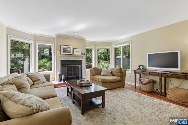 62 Northgate Road 62E, Twp Of Washington, NJ 07676