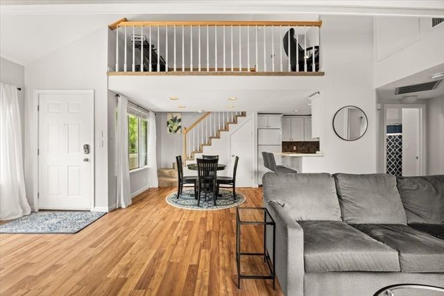 750 Whittenton St 124, Taunton, MA 02780