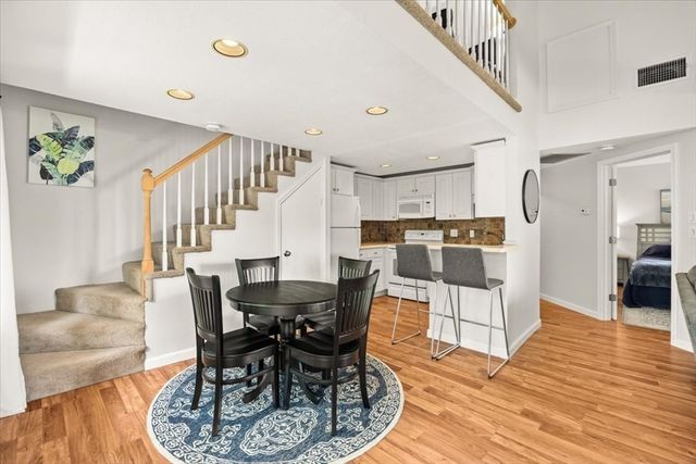 750 Whittenton St 124, Taunton, MA 02780