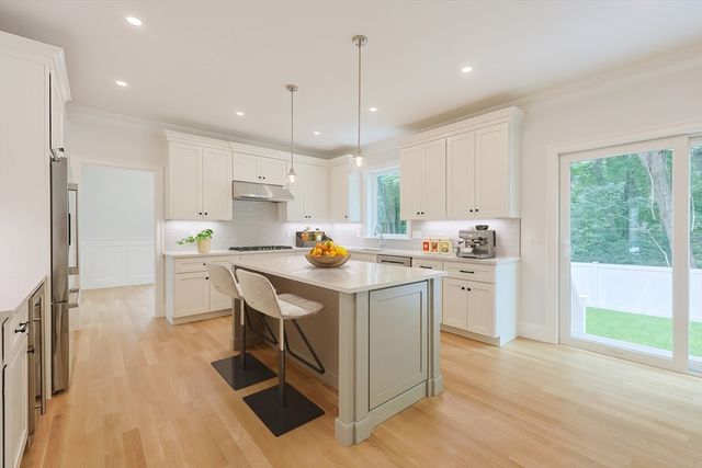 11 Porter Road, Natick, MA 01760