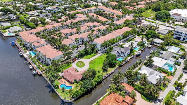 823 PALMER Road, Boynton Beach, FL 33483