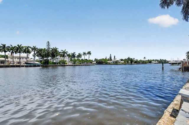 823 PALMER Road, Boynton Beach, FL 33483