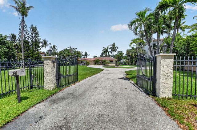 823 PALMER Road, Boynton Beach, FL 33483