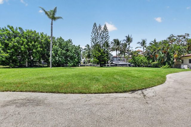 823 PALMER Road, Boynton Beach, FL 33483