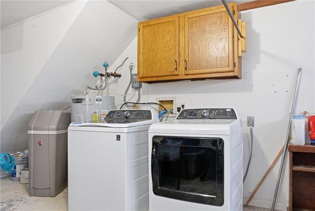 2560 Roundtree CIR, Chesapeake, VA 23323