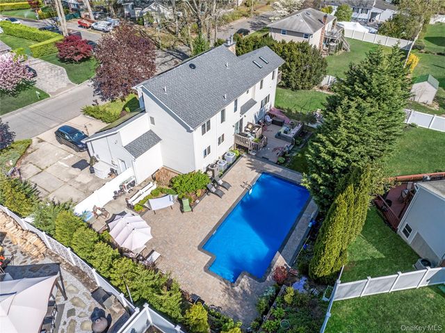 27 Cypress Drive, Kings Park, NY 11754