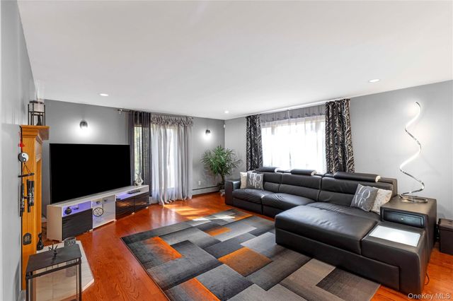 27 Cypress Drive, Kings Park, NY 11754