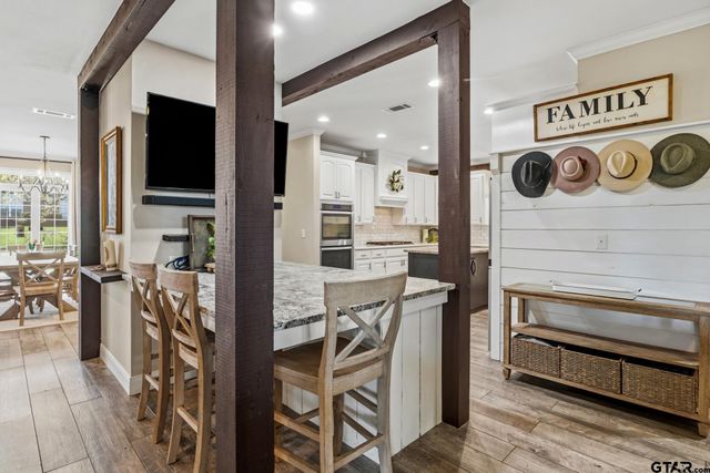 101 Gleneagles Dr, Mt Pleasant, TX 75455