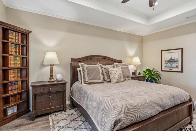 101 Gleneagles Dr, Mt Pleasant, TX 75455