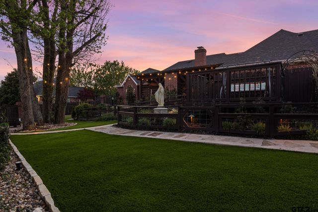 101 Gleneagles Dr, Mt Pleasant, TX 75455