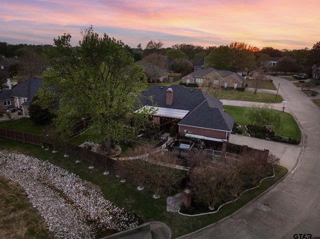 101 Gleneagles Dr, Mt Pleasant, TX 75455