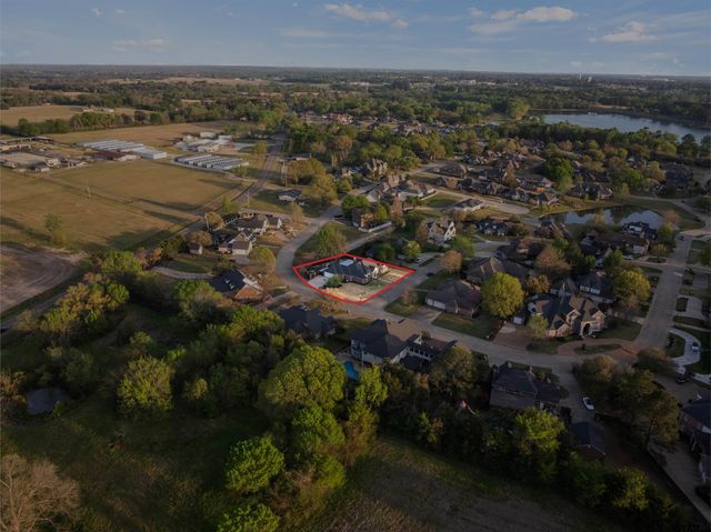 101 Gleneagles Dr, Mt Pleasant, TX 75455