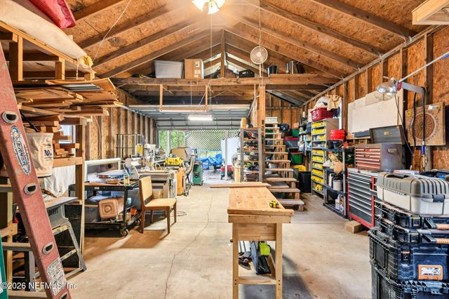 2001 LIBERTY Way, Middleburg, FL 32068