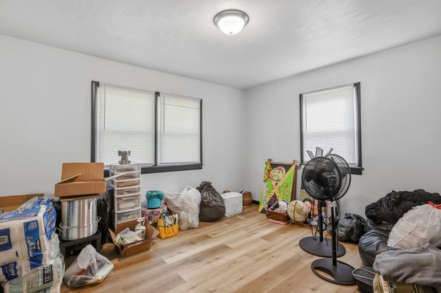 1201 W Edgewood Street, Springfield, MO 65807