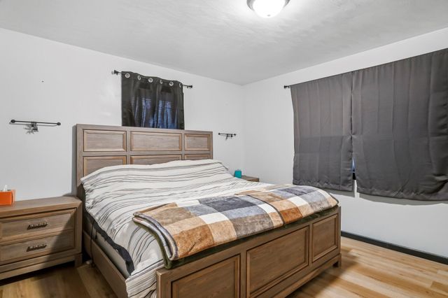 1201 W Edgewood Street, Springfield, MO 65807
