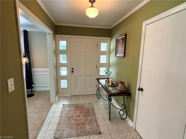 555 Shady Lane, Wilkesboro, NC 28697