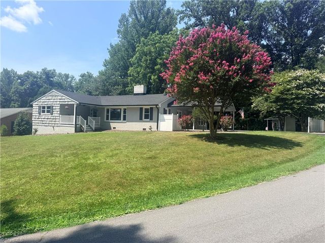 555 Shady Lane, Wilkesboro, NC 28697