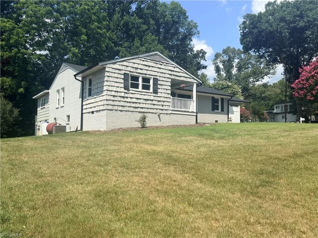 555 Shady Lane, Wilkesboro, NC 28697