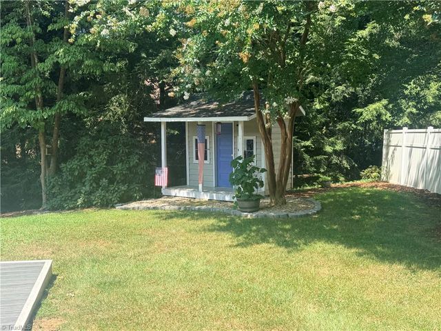 555 Shady Lane, Wilkesboro, NC 28697