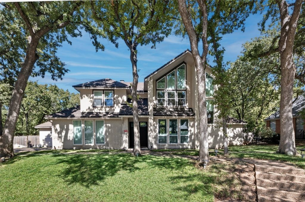 2307 Newforest Court, Arlington, TX 76017