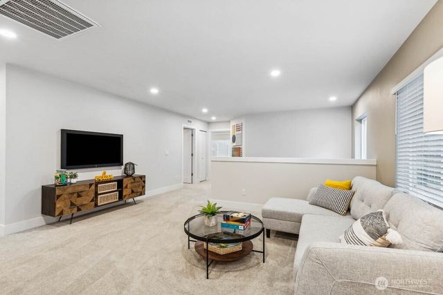 3732 194th Place SE, Bothell, WA 98012