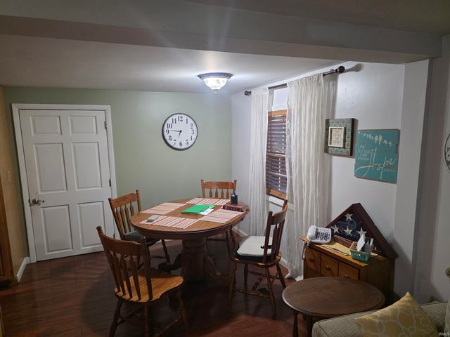 8255 S 900 West Road, San Pierre, IN 46374