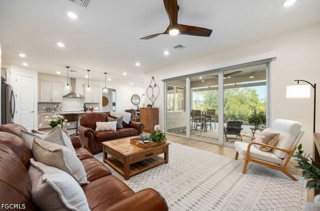 16376 Palmetto ST, Punta Gorda, FL 33982