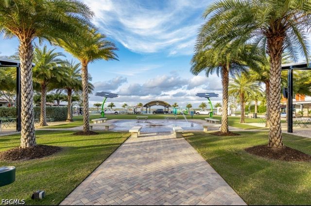 16376 Palmetto ST, Punta Gorda, FL 33982