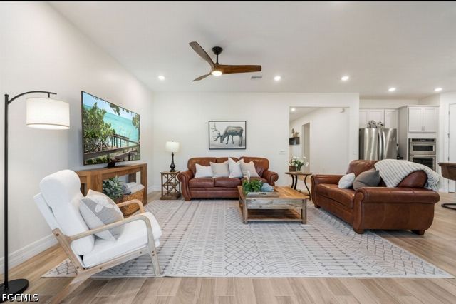 16376 Palmetto ST, Punta Gorda, FL 33982