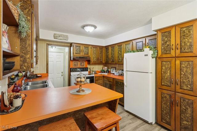 1715 Pleasantview Avenue, Ashtabula, OH 44004