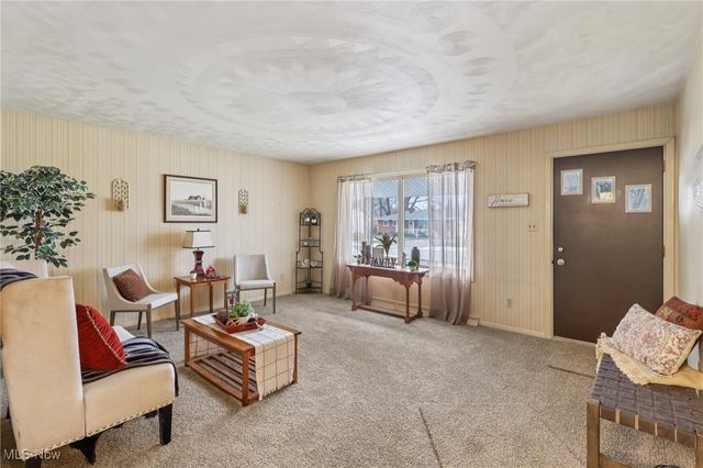 1715 Pleasantview Avenue, Ashtabula, OH 44004