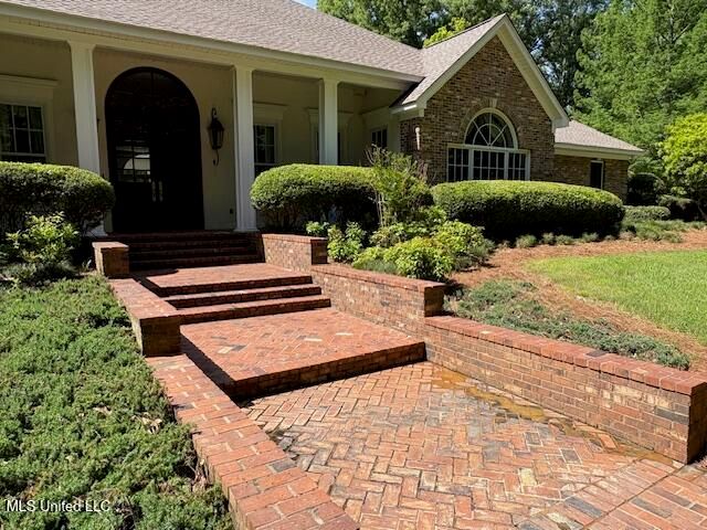 2205 E Third Street, Forest, MS 39074
