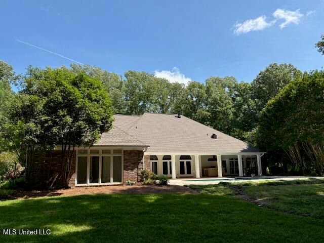 2205 E Third Street, Forest, MS 39074