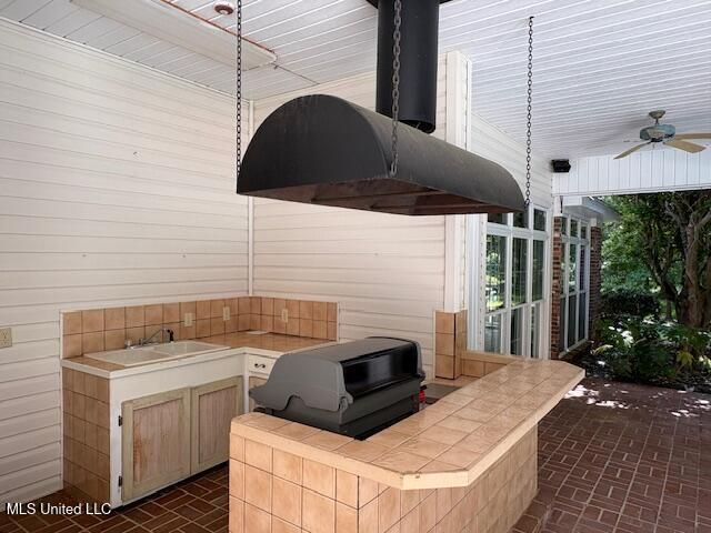 2205 E Third Street, Forest, MS 39074