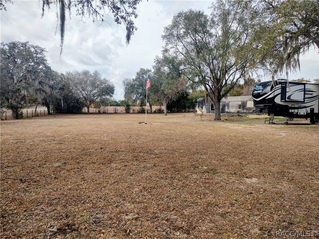 5149 W Evita Lane, Dunnellon, FL 34433